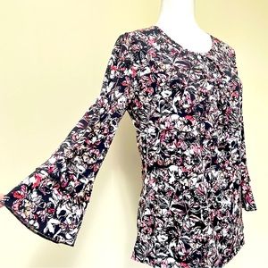 Karl Lagerfeld NEW Stretch Black w Red/Pink Floral Bell Sleeve Top Pullover S/M